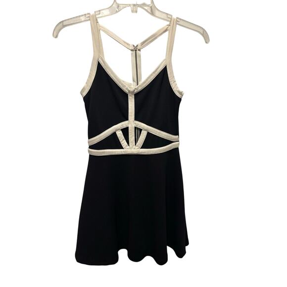 Material Girl Junior‎ Dress - Picture 1 of 5